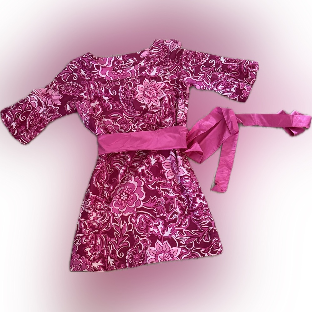 Lilly Pulitzer, beautiful shades of pink dress, w/satin bow, cotton, lined size4
